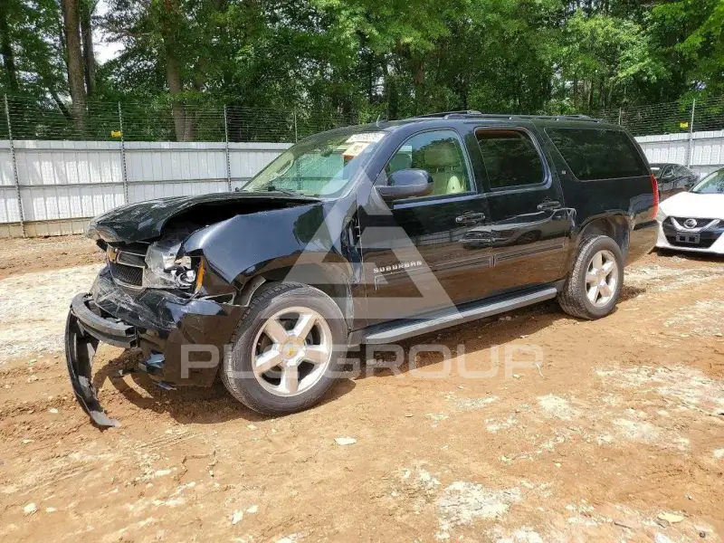 2012 Chevrolet Suburan photo