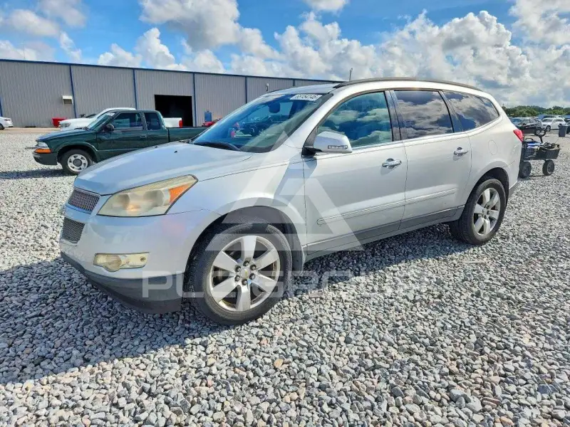 2012 Chevrolet TRAVERSE фото