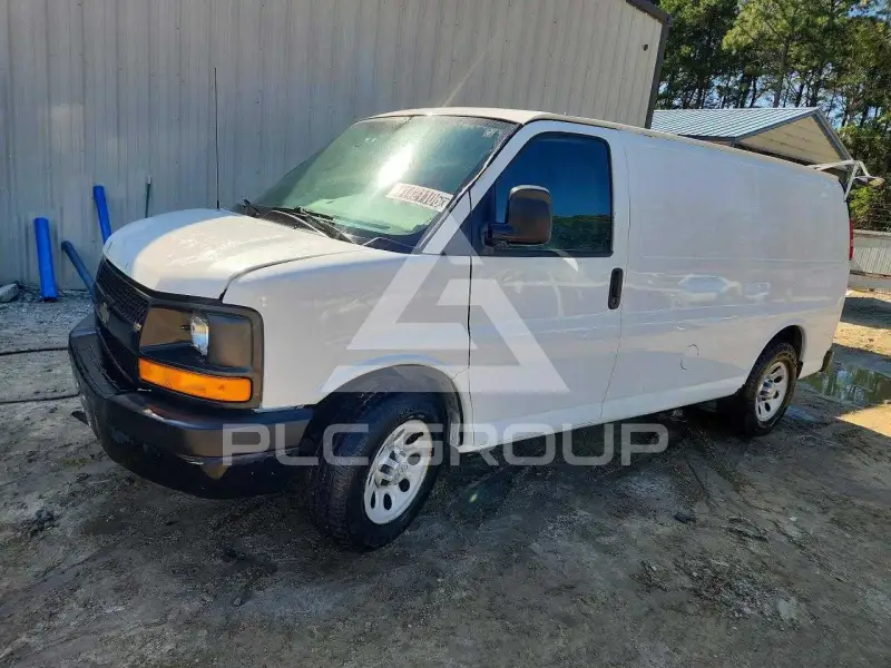 2012 Chevrolet Express фото