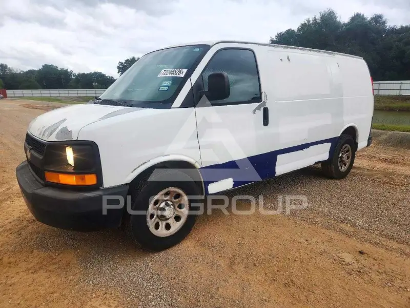 2012 Chevrolet Express photo