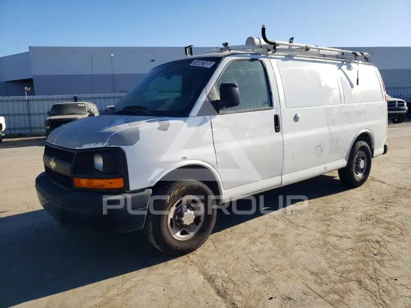 2012 Chevrolet Express фото