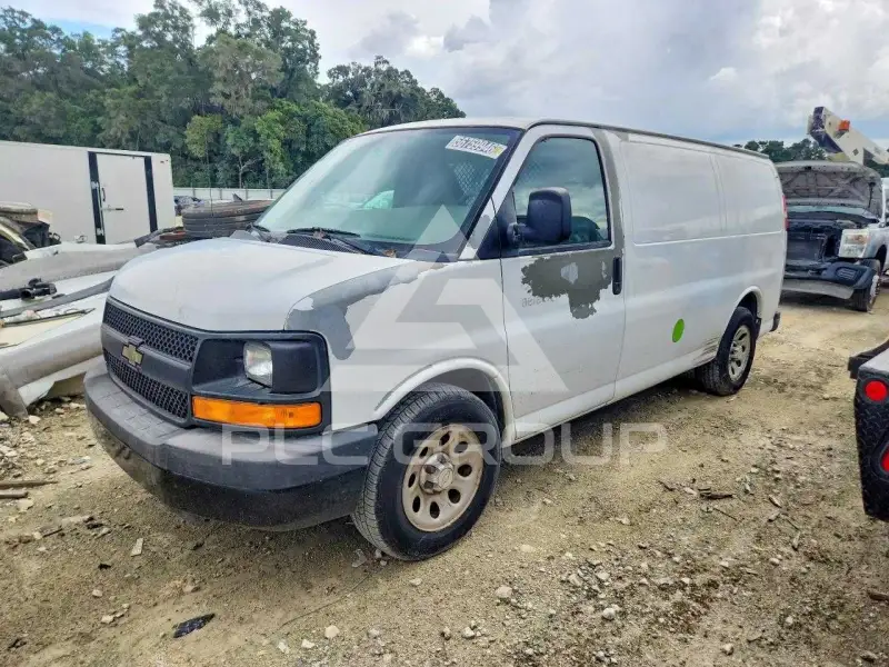 2012 Chevrolet Express фото