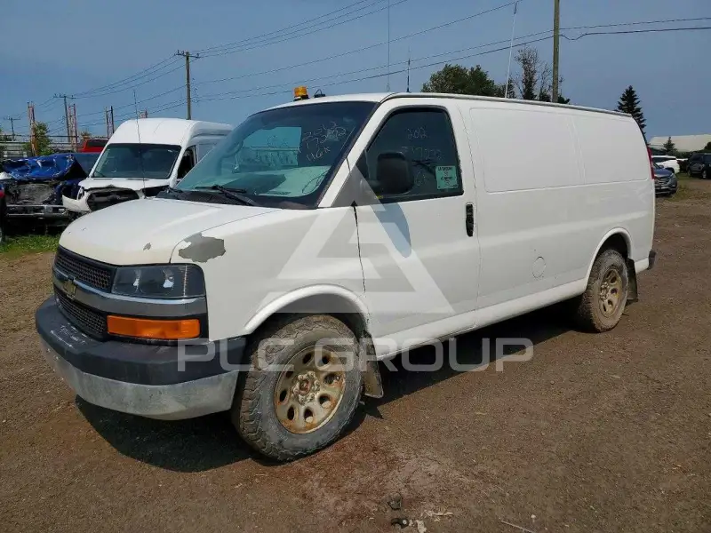 2012 Chevrolet Express photo