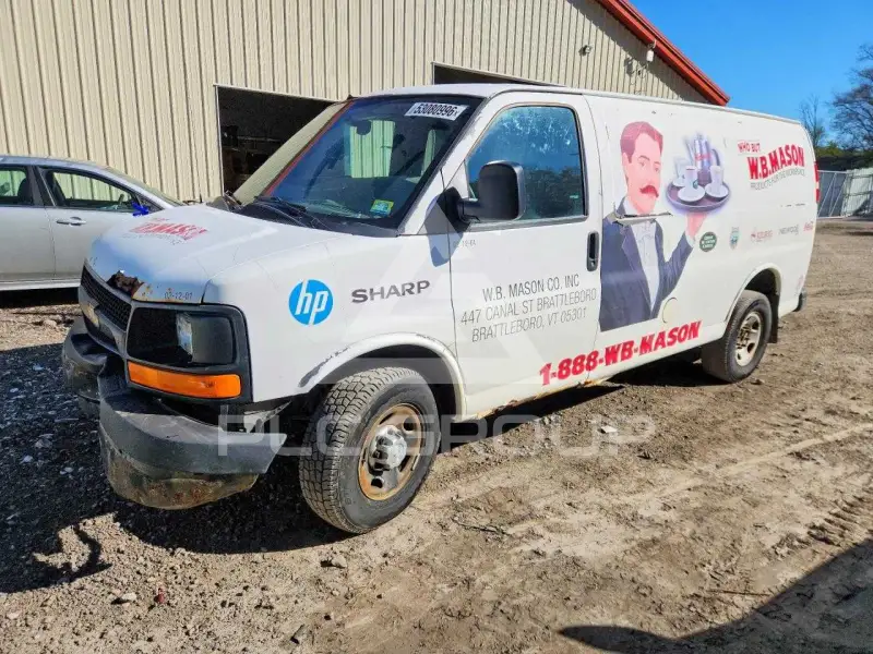 2012 Chevrolet Express photo