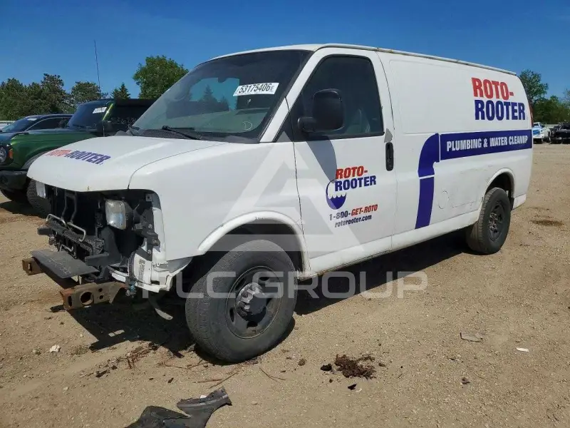 2012 Chevrolet Express photo