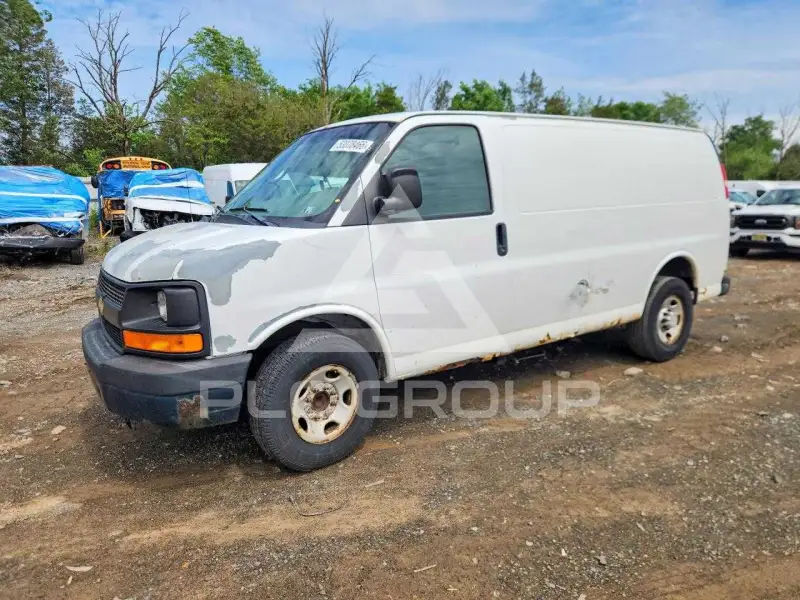 2012 Chevrolet Express фото