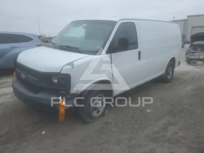 2012 Chevrolet Express photo
