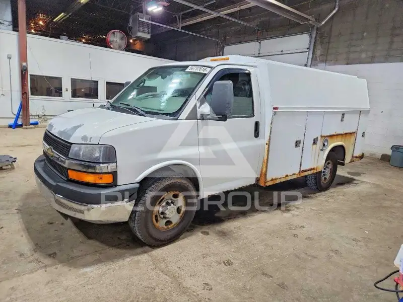 2012 Chevrolet Express фото
