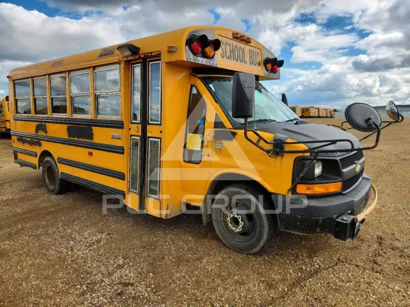 2012 Chevrolet Express фото