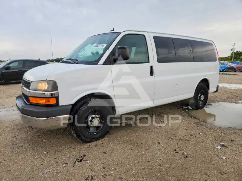 2012 Chevrolet Express фото