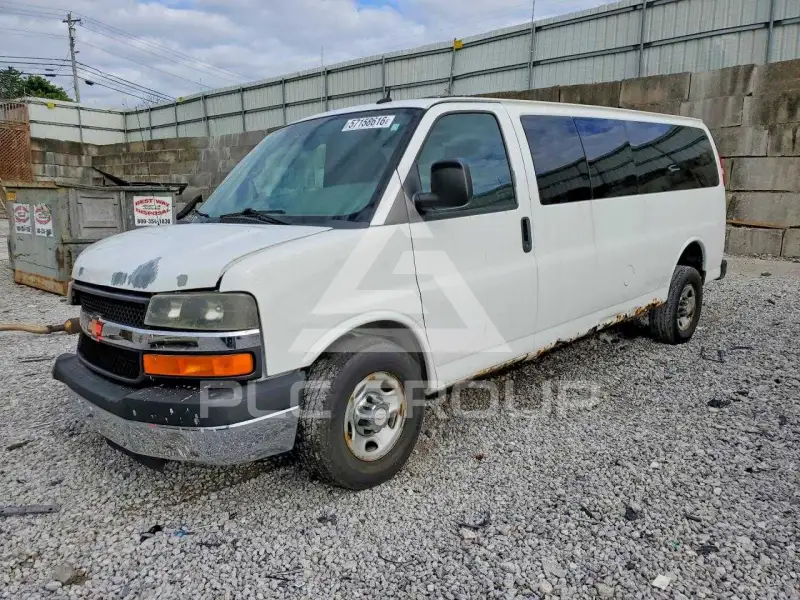 2012 Chevrolet Express photo