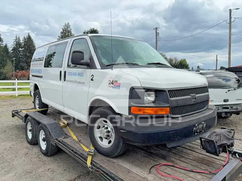2012 Chevrolet Express photo