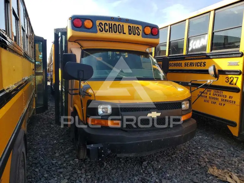 2012 Chevrolet Express фото