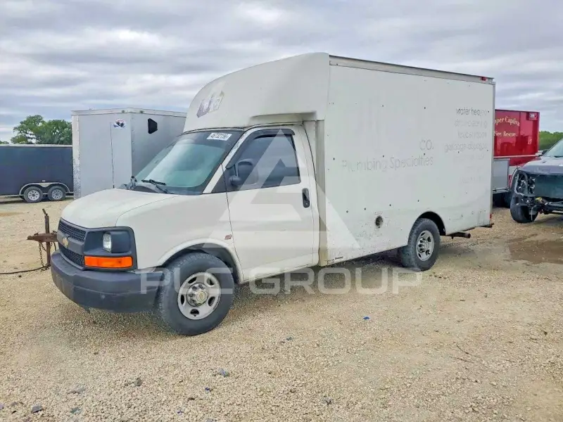 2012 Chevrolet Express фото