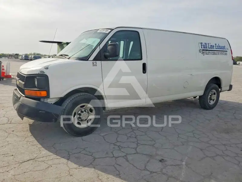 2012 Chevrolet Express фото