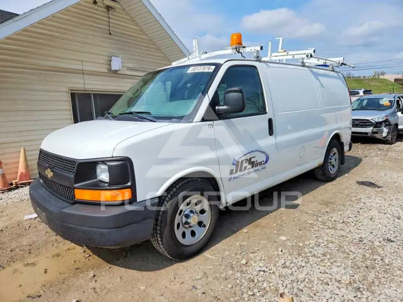 2012 Chevrolet Express фото