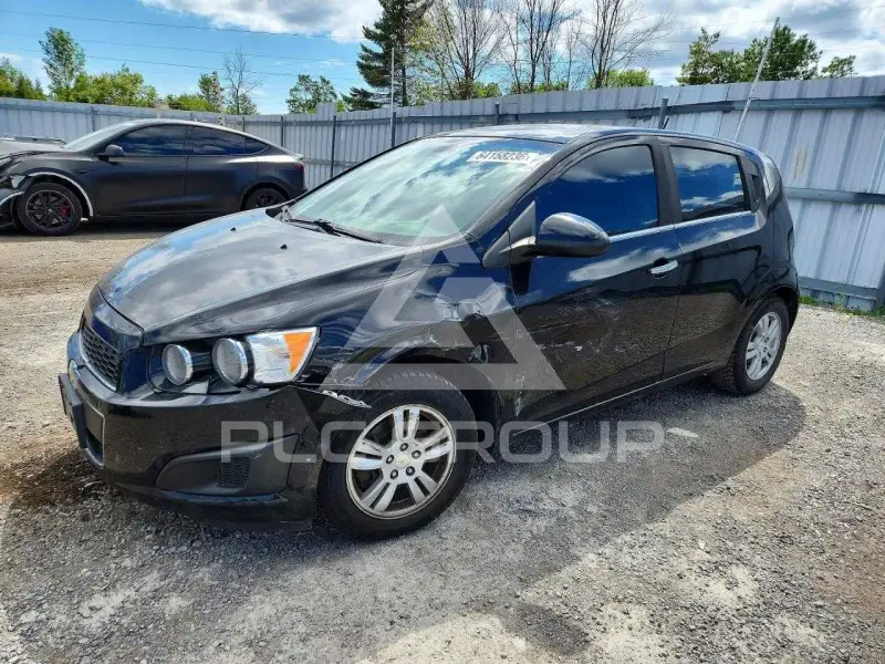 2012 Chevrolet Sonic фото