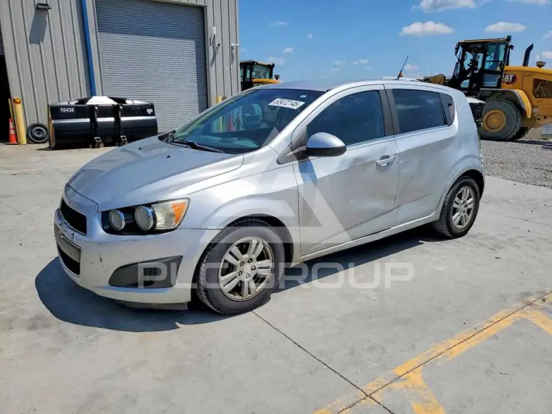 2012 Chevrolet Sonic photo