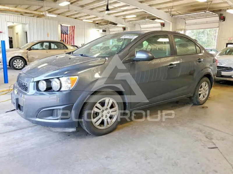2012 Chevrolet Sonic photo