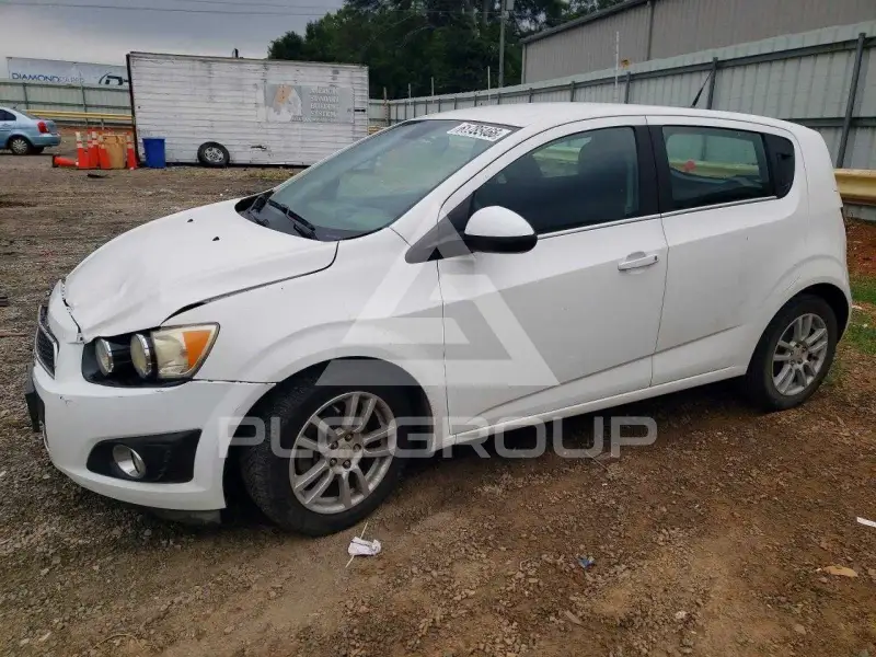 2012 Chevrolet Sonic photo