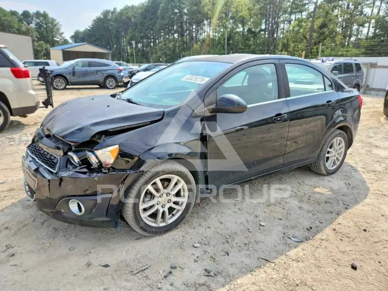 2012 Chevrolet Sonic фото