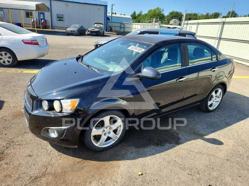 2012 Chevrolet Sonic фото