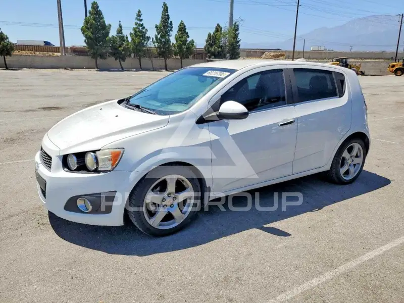 2012 Chevrolet Sonic фото