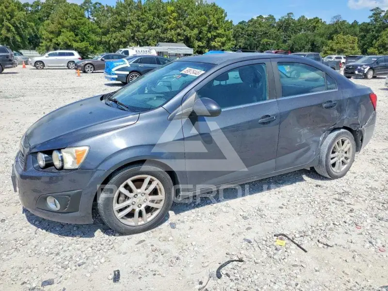 2012 Chevrolet Sonic фото
