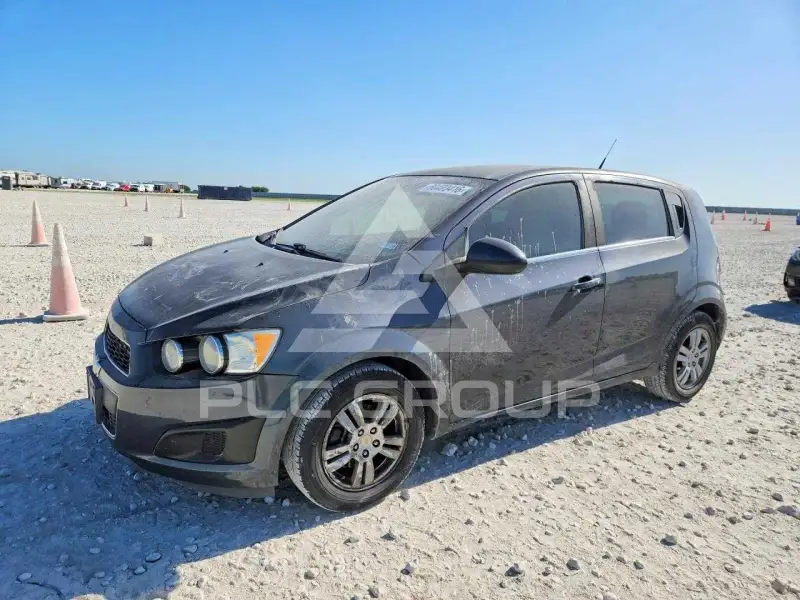 2012 Chevrolet Sonic фото