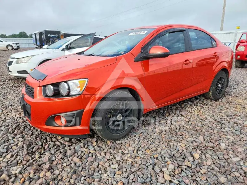2012 Chevrolet Sonic фото
