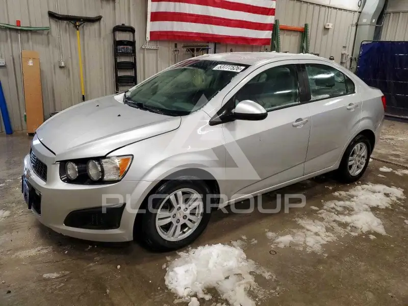2012 Chevrolet Sonic фото