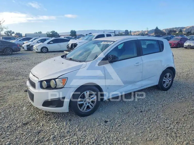 2012 Chevrolet Sonic фото