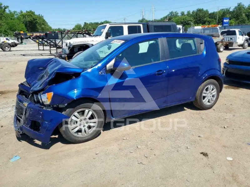 2012 Chevrolet Sonic photo
