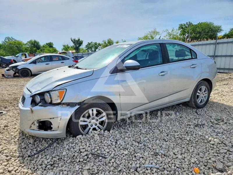 2012 Chevrolet Sonic photo