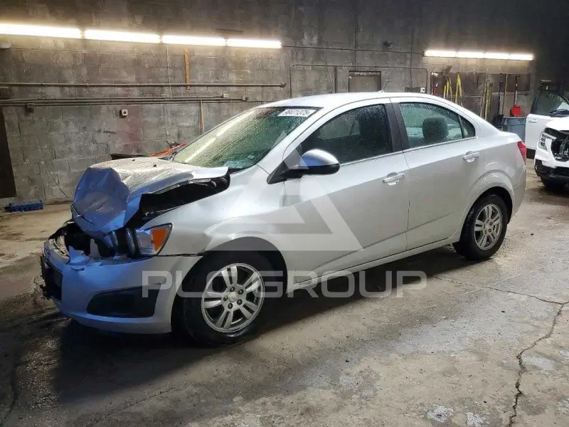 2012 Chevrolet Sonic фото