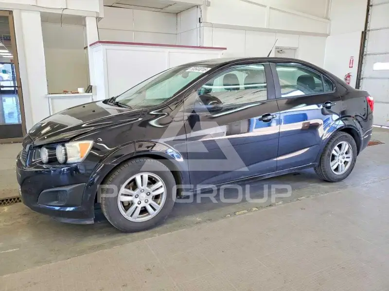 2012 Chevrolet Sonic photo