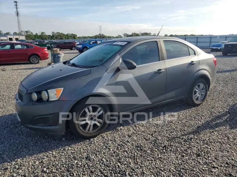 2012 Chevrolet Sonic фото
