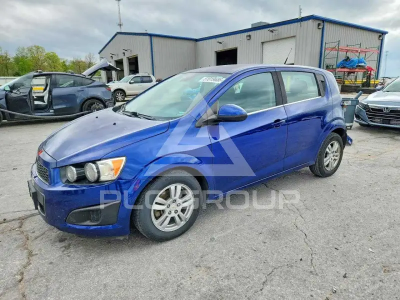 2012 Chevrolet Sonic фото