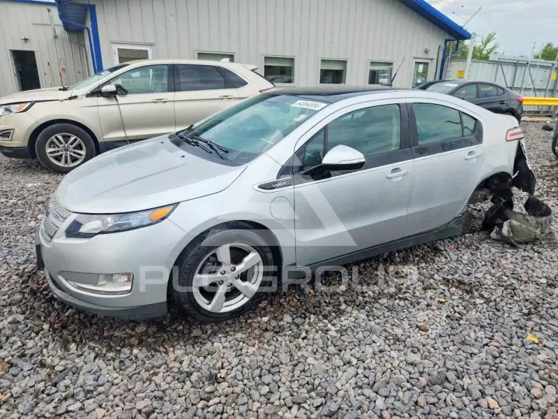 2012 Chevrolet Volt photo
