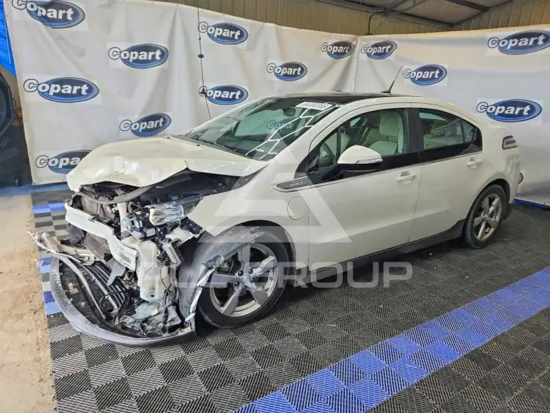 2012 Chevrolet Volt photo