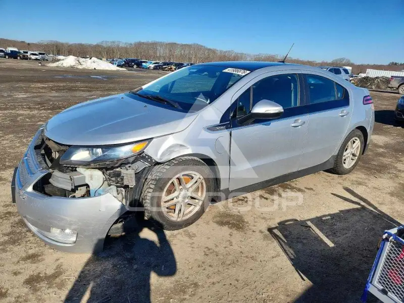 2012 Chevrolet Volt фото