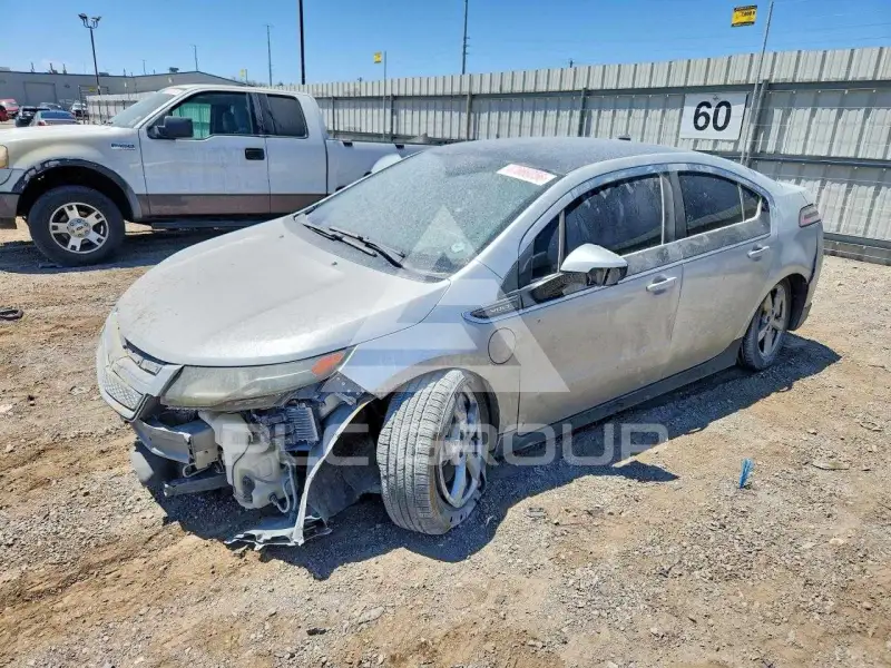 2012 Chevrolet Volt фото