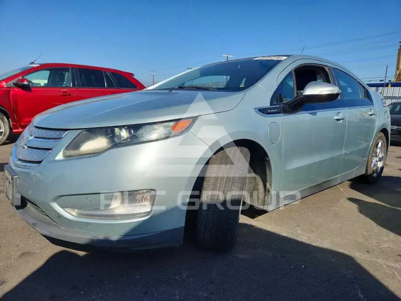 2012 Chevrolet Volt фото