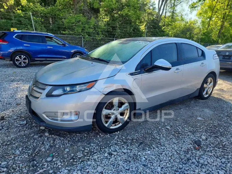 2012 Chevrolet Volt фото