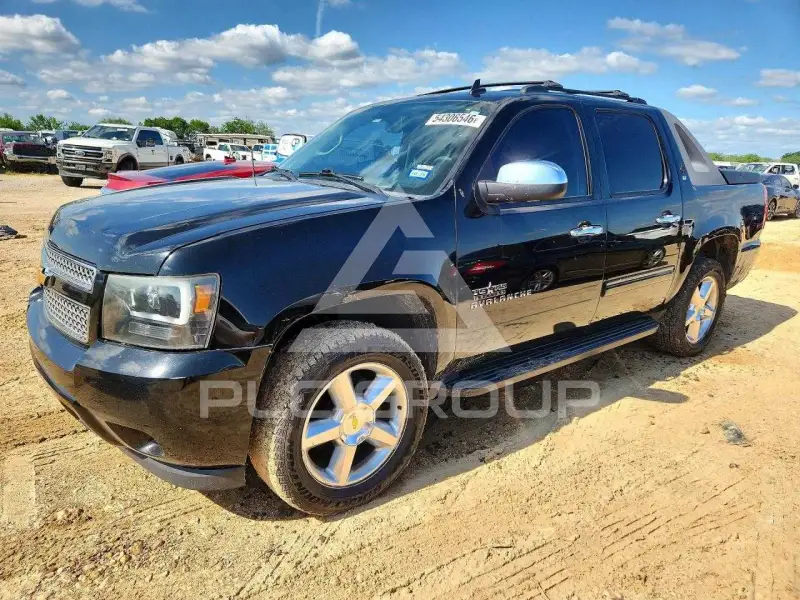 2012 Chevrolet Avalanche photo