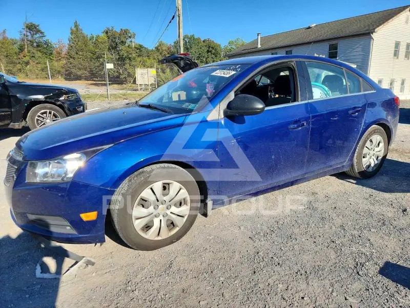 2012 Chevrolet Cruze photo