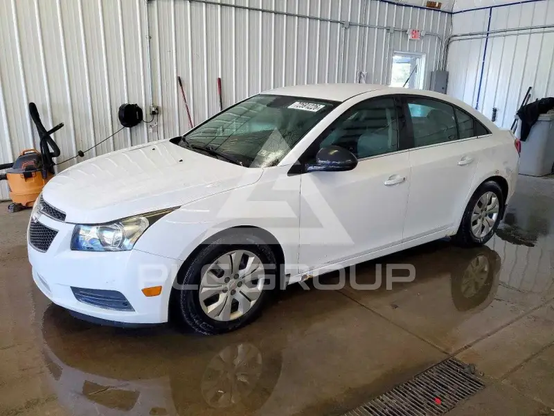 2012 Chevrolet Cruze фото