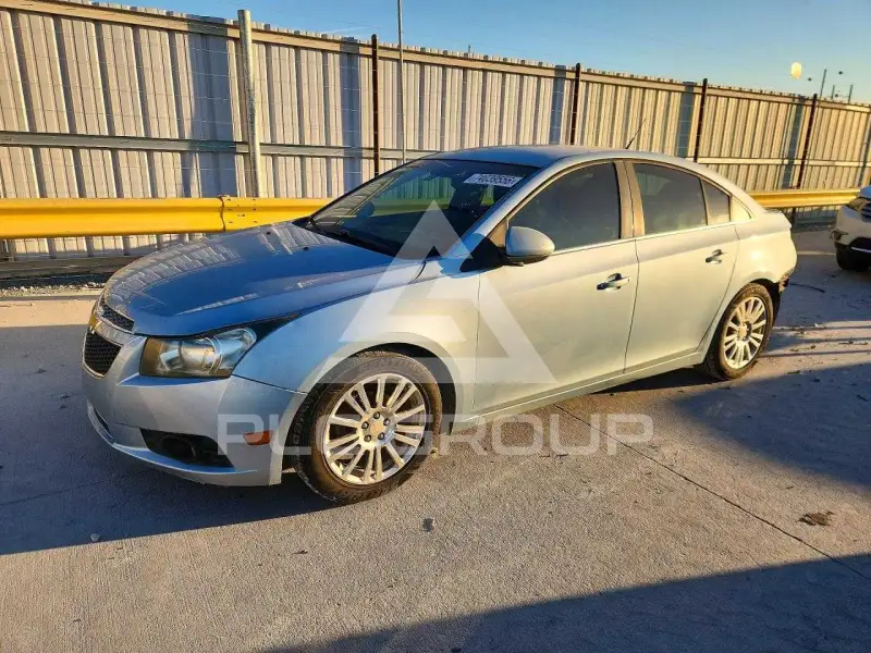 2012 Chevrolet Cruze фото