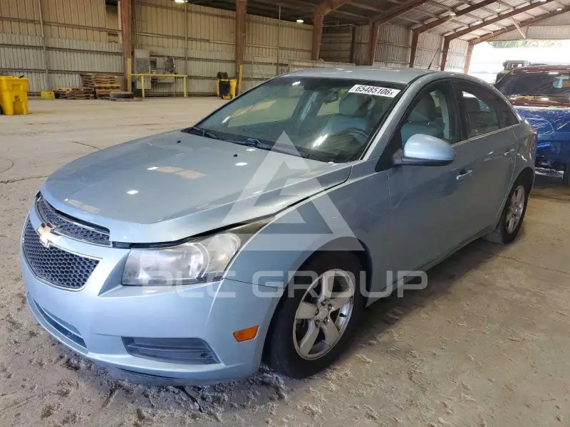 2012 Chevrolet Cruze photo