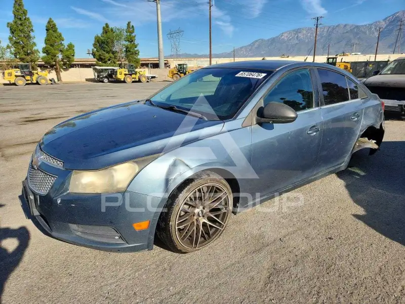 2012 Chevrolet Cruze фото